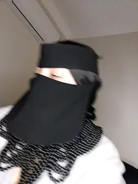 -Arab milf- online show from 18, 2, 2025