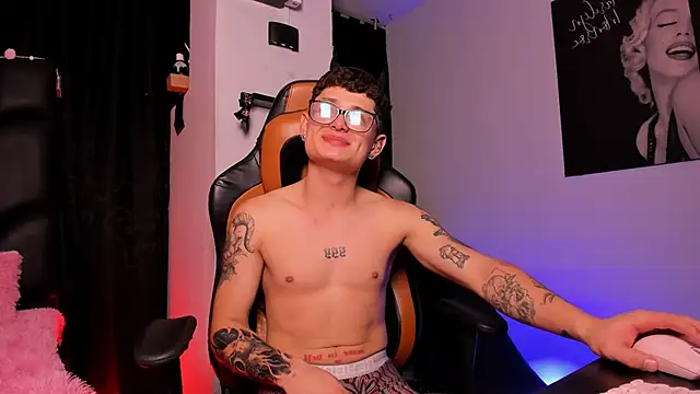 LexieandNate online show from 16, 3, 2025