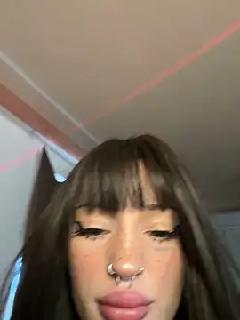 madelinexx online show from 7, 4, 2026