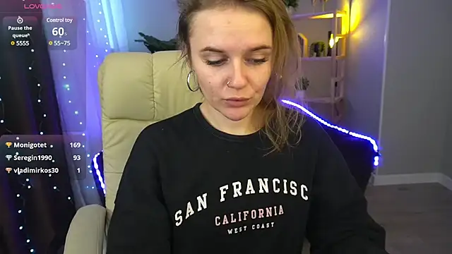 MaribelRiverr  online show from 26, 12, 2024