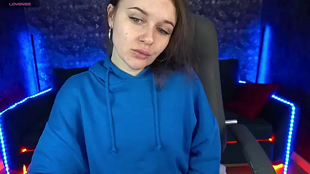 MaribelRiverr  online show from 13, 2, 2025