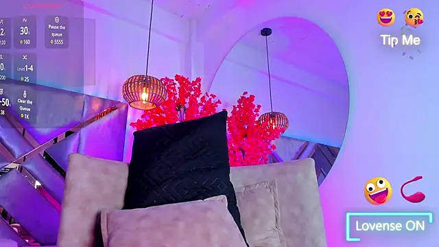 KimVelezz online show from 3, 2, 2025