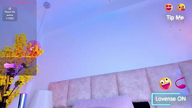 KimVelezz online show from 27, 2, 2025