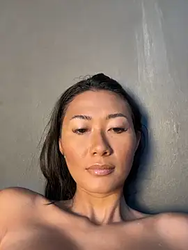 thai-dreamgirl online show from 13, 10, 2025