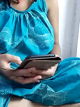 Snapshot of miss-Riy chatting on 4, 6, 2026 miss-Riy online show from 4, 6, 2026