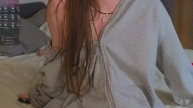 Roxie Mils online show from 9, 1, 2025