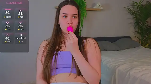 Roxie Mils online show from 29, 1, 2025