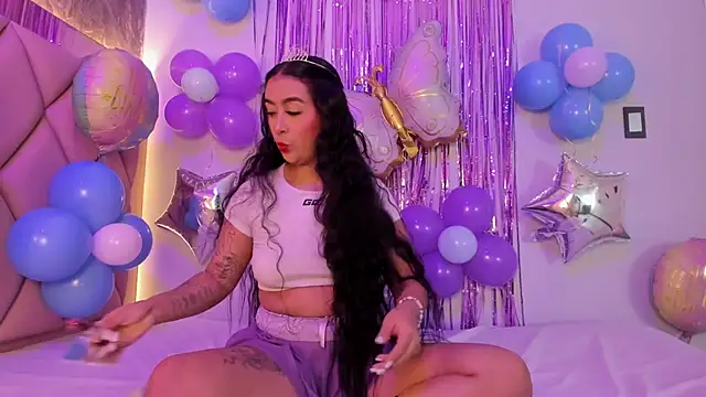 AntonellaQueenn online show from 27, 11, 2025