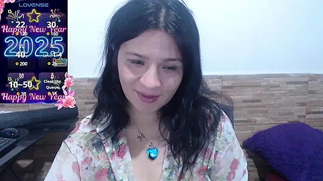 Snapshot of athenea_russo4 chatting on 3, 1, 2025 athenea russo4 online show from 3, 1, 2025