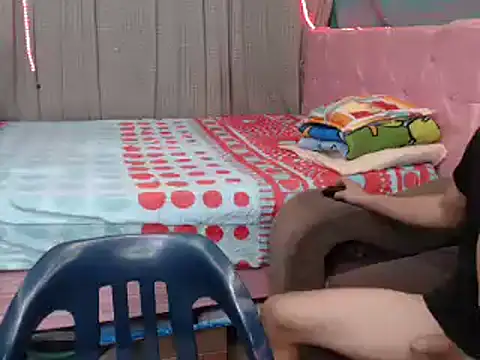 mom son dirty online show from 18, 1, 2025