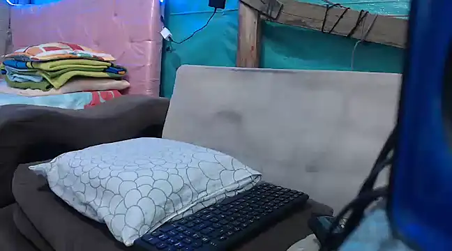 mom son dirty online show from 13, 3, 2025