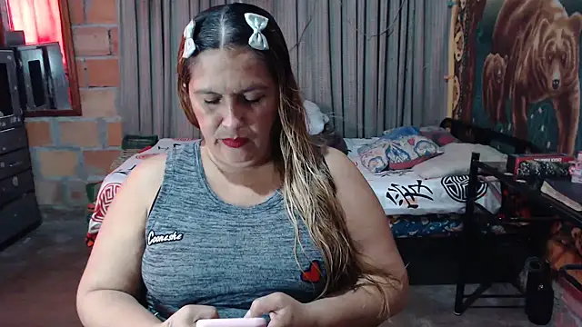 mom son dirty online show from 19, 3, 2026