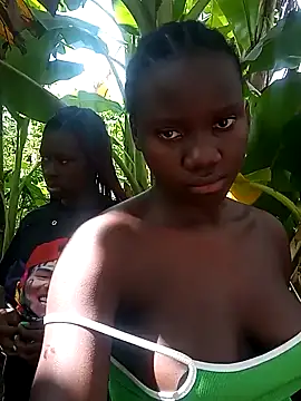 Snapshot of Black_juicy24 chatting on 2, 1, 2025 Black juicy24 online show from 2, 1, 2025