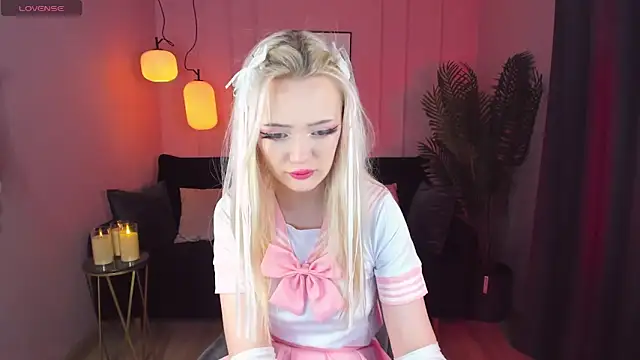 EmilyAir online show from 4, 1, 2025