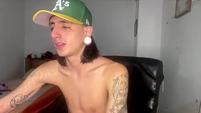 Snapshot of Matthew_Dixonn chatting on 22, 2, 2025 Matthew Dixonn online show from 22, 2, 2025