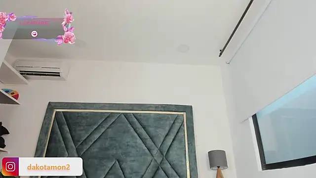 Dakota Mon online show from 22, 3, 2025