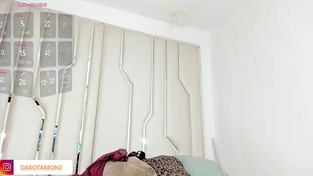 Dakota Mon online show from 7, 10, 2025