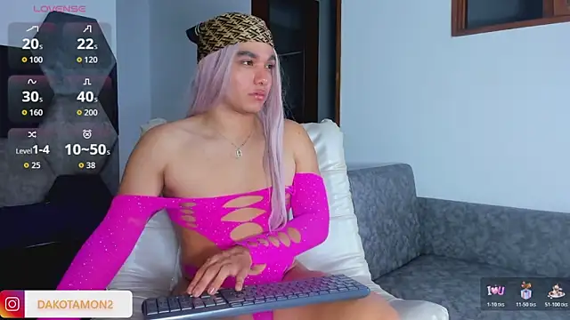 Dakota Mon online show from 19, 11, 2025