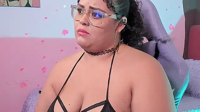 juli 2tyes online show from 7, 7, 2026
