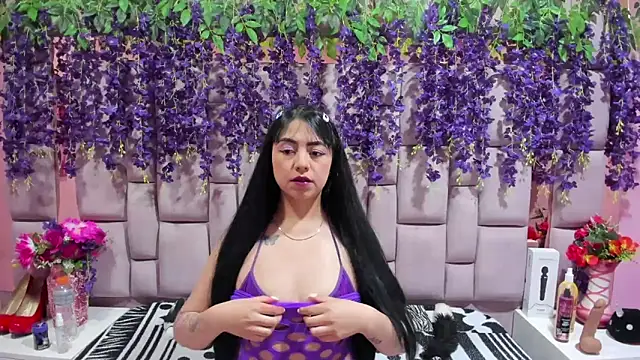 Snapshot of slut_anal_ chatting on 7, 3, 2025 slut anal online show from 7, 3, 2025