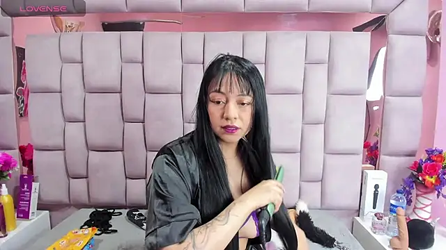 Snapshot of slut_anal_ chatting on 17, 3, 2025 slut anal online show from 17, 3, 2025