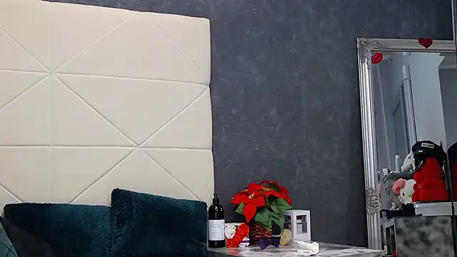 Snapshot of IssaSmith chatting on 27, 6, 2026 IssaSmith online show from 27, 6, 2026