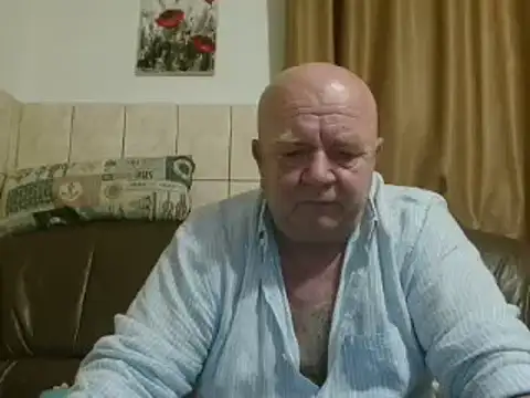 Snapshot of fullballs6 chatting on 15, 1, 2025 fullballs6 online show from 15, 1, 2025