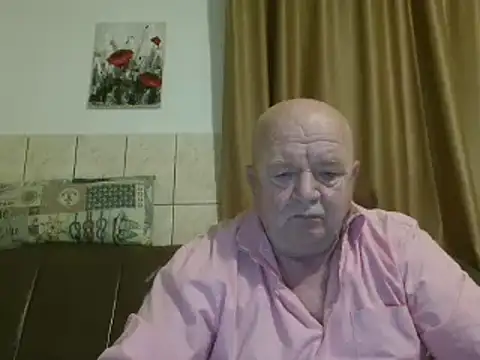 Snapshot of fullballs6 chatting on 13, 2, 2025 fullballs6 online show from 13, 2, 2025