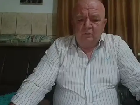 Snapshot of fullballs6 chatting on 26, 2, 2025 fullballs6 online show from 26, 2, 2025