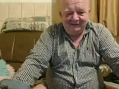 Snapshot of fullballs6 chatting on 5, 3, 2025 fullballs6 online show from 5, 3, 2025