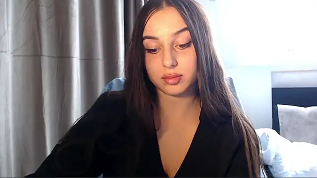 courtneyPerfect online show from 29, 9, 2025