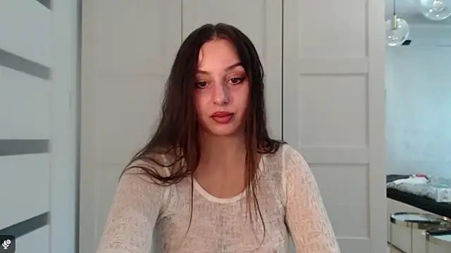 courtneyPerfect online show from 23, 10, 2025