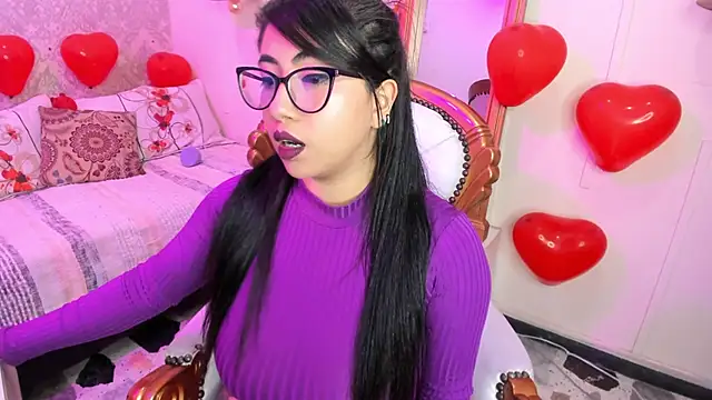 Snapshot of Sexy_cristall_ chatting on 17, 2, 2025 Sexy cristall online show from 17, 2, 2025