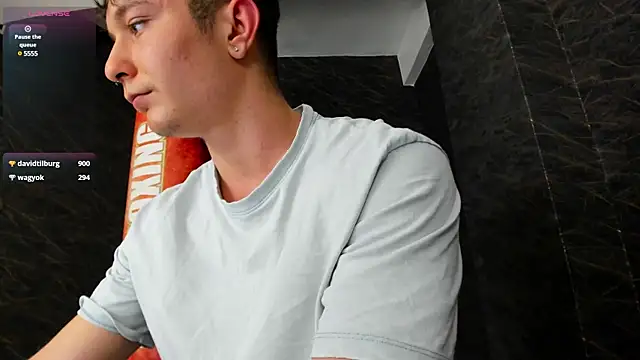 leonardsmith01 online show from 24, 12, 2024