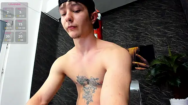 leonardsmith01 online show from 9, 1, 2025