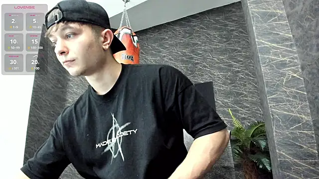 leonardsmith01 online show from 30, 1, 2025