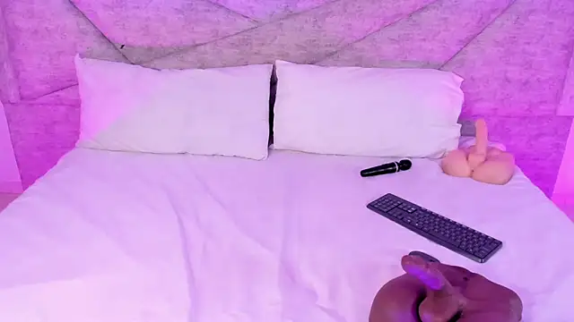 Snapshot of SofiiSweet_ chatting on 13, 3, 2025 SofiiSweet online show from 13, 3, 2025