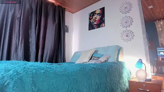 Valerysensitive online show from 12, 10, 2025