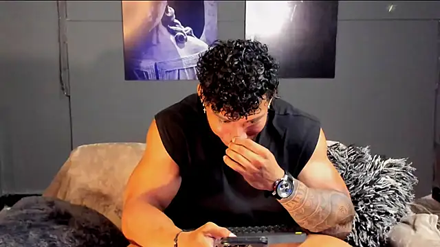 bradley smith online show from 15, 12, 2025