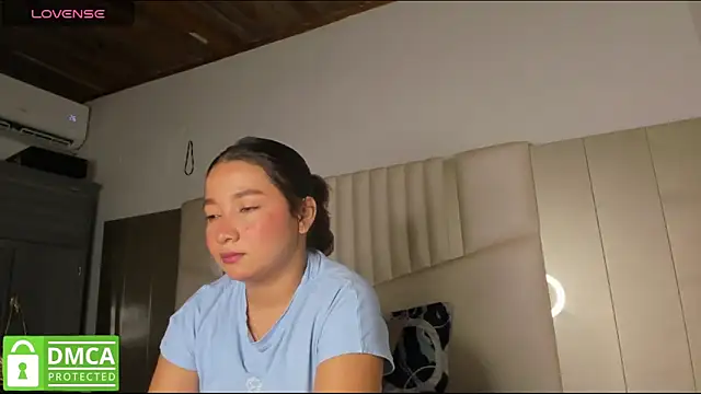 queen angelique online show from 4, 2, 2026