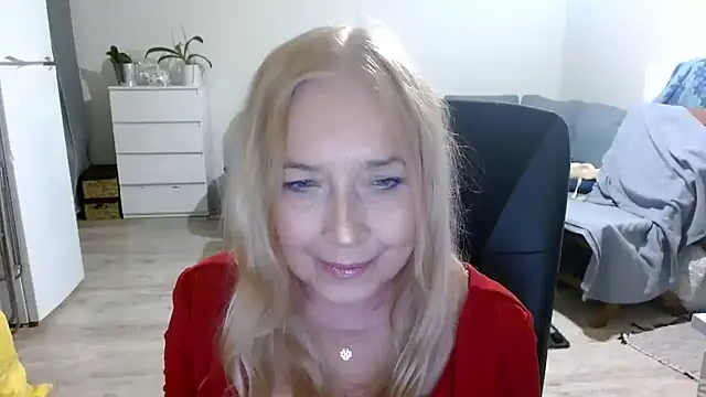 sofia xkiss online show from 12, 1, 2025