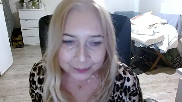 sofia xkiss online show from 26, 1, 2025