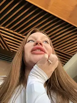 justmila online show from 28, 12, 2024