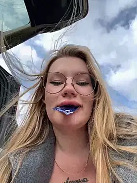 justmila online show from 29, 9, 2025