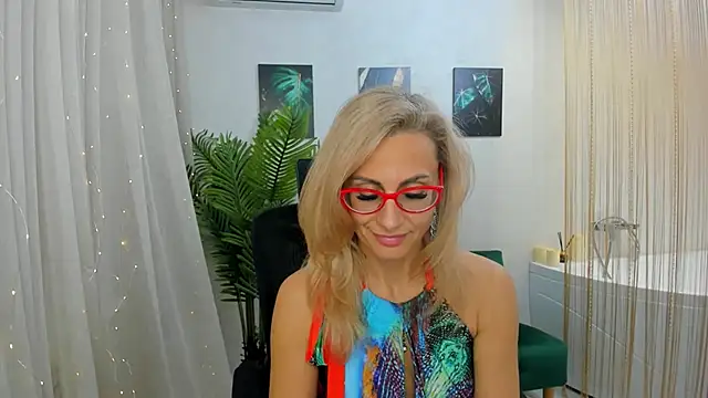 MuseOfStage online show from 2, 2, 2025