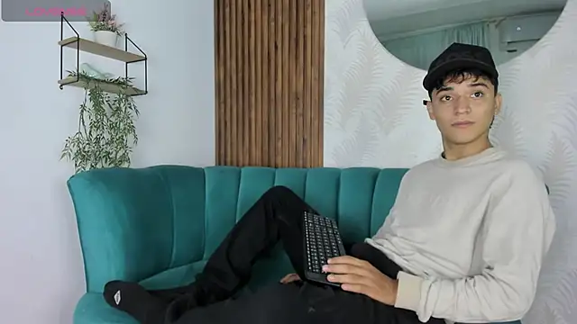 Austin Cardieff online show from 18, 3, 2025