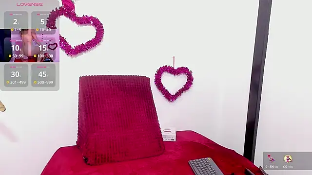 Snapshot of Giia39 chatting on 17, 10, 2025 Giia39 online show from 17, 10, 2025