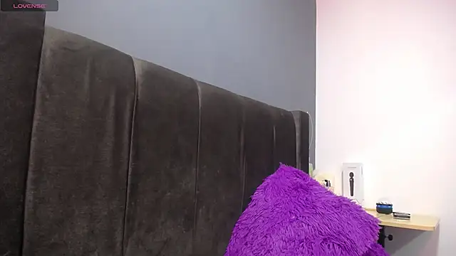 Snapshot of emi_candi chatting on 18, 1, 2025 emi candi online show from 18, 1, 2025