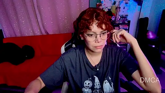 Snapshot of Drea_Foox chatting on 21, 7, 2026 Drea Foox online show from 21, 7, 2026