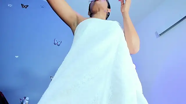 Kaira mosse online show from 19, 3, 2025